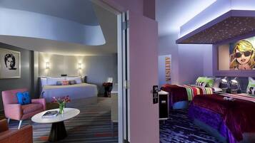 2 slaapkamers, een strijkplank/strijkijzer, reisbedje, wifi