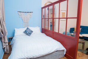 2 quartos, ferros/tábuas de passar roupa, Wi-Fi, roupa de cama