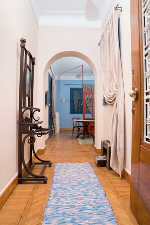 Interior - The Pink Powder Room - 5 mins to Tahrir Square (Cairo Governorate)