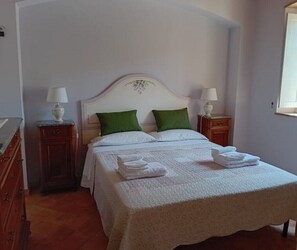 3 Schlafzimmer, Bügeleisen/Bügelbrett, WLAN, Bettwäsche