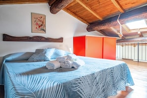 WiFi, bed sheets
