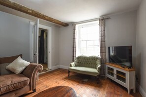Fernseher, Kamin