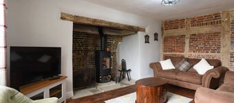 Newland Farm*Grade II Listed Victorian Farmhouse*