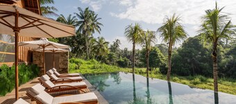 Unagi Wooden Villa by Emana