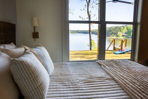 6 makuuhuonetta, työpöytä, silitysrauta/-lauta, Wi-Fi