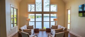 Lake Martin Luxury - The BEST Group Lake House! -- 6 Bedrooms -- Arcade -- Dock