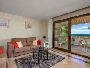 TV - Sea View Marina del Castillo by Interhome (Manilva)