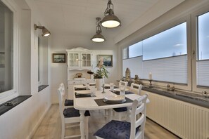 Uklassifisert bilde, 2 av 23, knapp