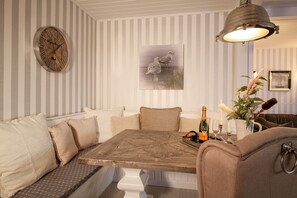 Imagen sin descripción, 4 de 19, botón