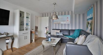 Nautic Lounge - Sea View - Meerblick-Ferienwohnung: Ideal am Strand von