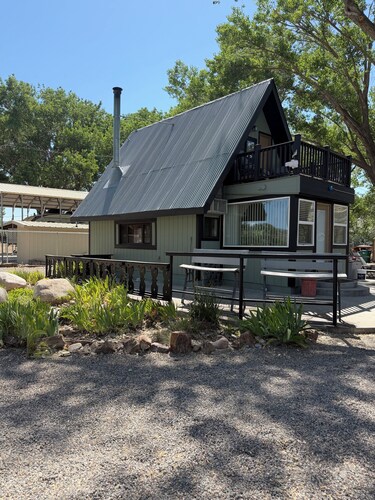 Spectacular Cabin 