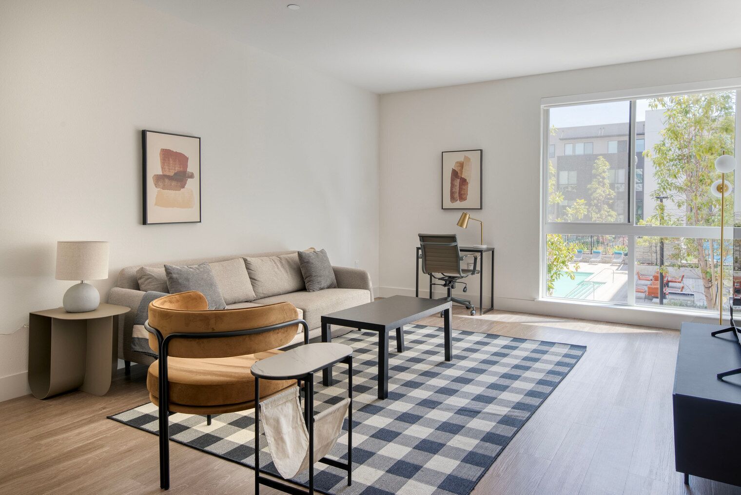 Delightful Mountain View 1BR w/ Gym, Pool, near Retail, by Blueground