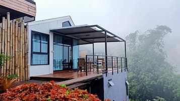 Superior House, Hill View | Living area | 32-inch TV with satellite channels