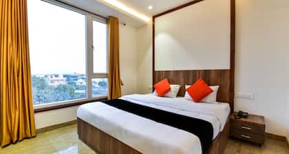 OYO Capital O Maurya Inn