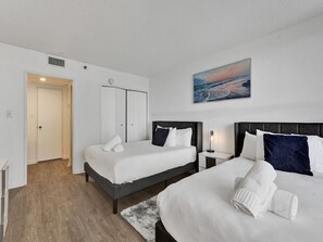 2 bedrooms, iron/ironing board, travel cot, free WiFi
