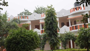 Unclassified image, 3 of 19, button - OYO HOTEL SHREE KRISHNA JUNGLE RESORT (Rajnagar)