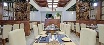 Super Collection O Venky''s Stay Inn