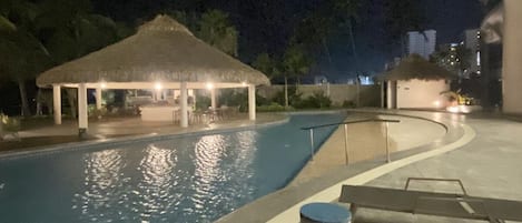 Outdoor pool, a heated pool