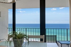 Outdoor dining - Edgewater T2 #911- 2 BR + Hall Bunks! (Panama City Beach)