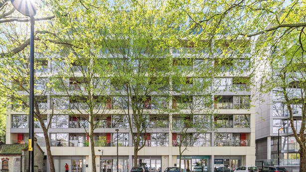 Front of property - Modern 1-Bedroom Flat in Central London (London)
