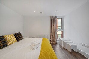 Premium-Apartment, Küche, Stadtblick