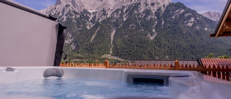 Baignoire à remous extérieure