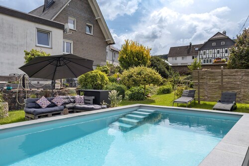 Apartment 'Kebben' with Shared Terrace, Shared Garden and Wi-Fi