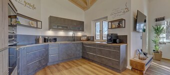 Chalet 'Landhaus Rachelblick' with Mountain View, Private Terrace and Wi-Fi