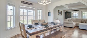 2 Mi to Grand Lake: Grove Home w/ Fenced-In Yard