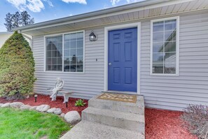 Exterior detail - Charming Home w/ Patio: 3 Mi to Hayden Lake! (Hayden)