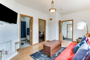 3 室のベッドルーム、デスク、アイロン / アイロン台、WiFi