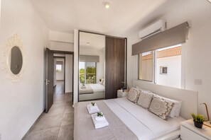 3 dormitorios, cunas (de pago), ropa de cama