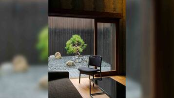 Traditional House, 2 Bedrooms, Kitchen, Garden View | Garden view