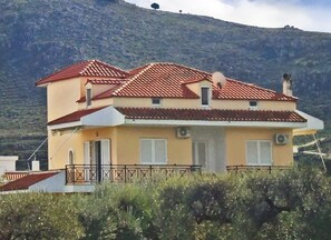 Exterior - Villa George Rhodes (ΡΟΔΟΣ)