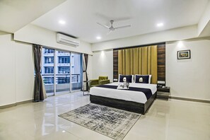 デラックス ダブルまたはツインルーム | WiFi (無料)