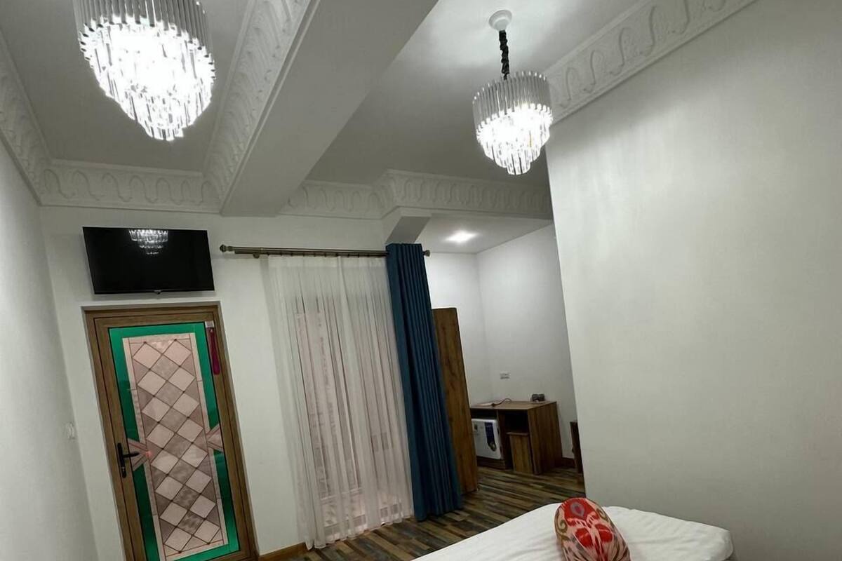 Deluxe Double or Twin Room, Hill View | Premium bedding, down comforters, memory foam beds, in-room safe