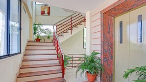 Lobby - Super Capital O Indrapuri Rajadhani (Thiruvananthapuram)
