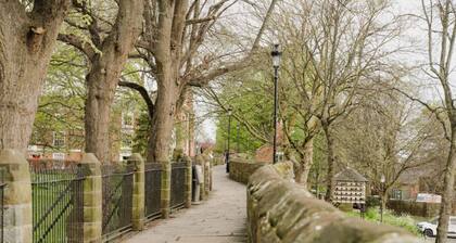 Fantastic Apartment in Central Chester - Sleeps up to 4