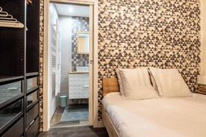 1 bedroom, desk, iron/ironing board, free WiFi