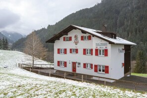 Exterior - Chalet in Montafon near Ski Lifts (Sankt Gallenkirch)