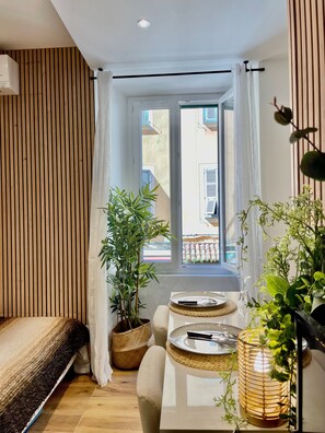 Dining - Studio de Charme en Hypercentre D'ajaccio (Ajaccio)