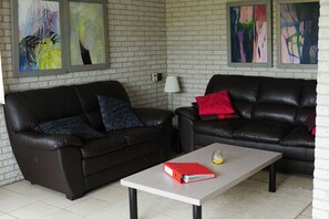 Smart TV - Huijsmansverhuur Typ B 4 (Ouddorp)