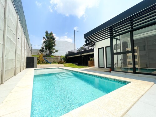 Apartamento Moderno Orange Place + Wifi+ Pool+ GYM