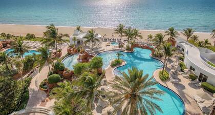Luxury Studio w/ Balcony Ocean View, Amazing Pool