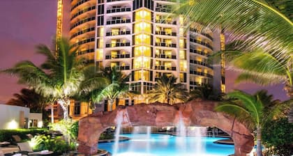 Luxury Studio w/ Balcony Ocean View, Amazing Pool
