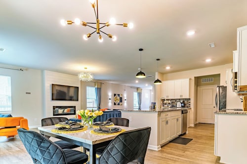 Valentines special! Luxury Raleigh 4bd HOME, Baby & pet, 15min to DT,EV Charger