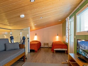 1 غرفة نوم ومكواة/لوح كي وسرير سفر وخدمة الإنترنت