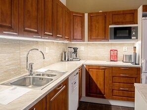 Fridge, microwave, dishwasher, highchair