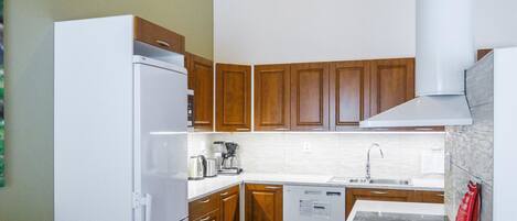 Fridge, microwave, dishwasher, highchair