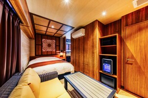 Standard Double Room | Free WiFi